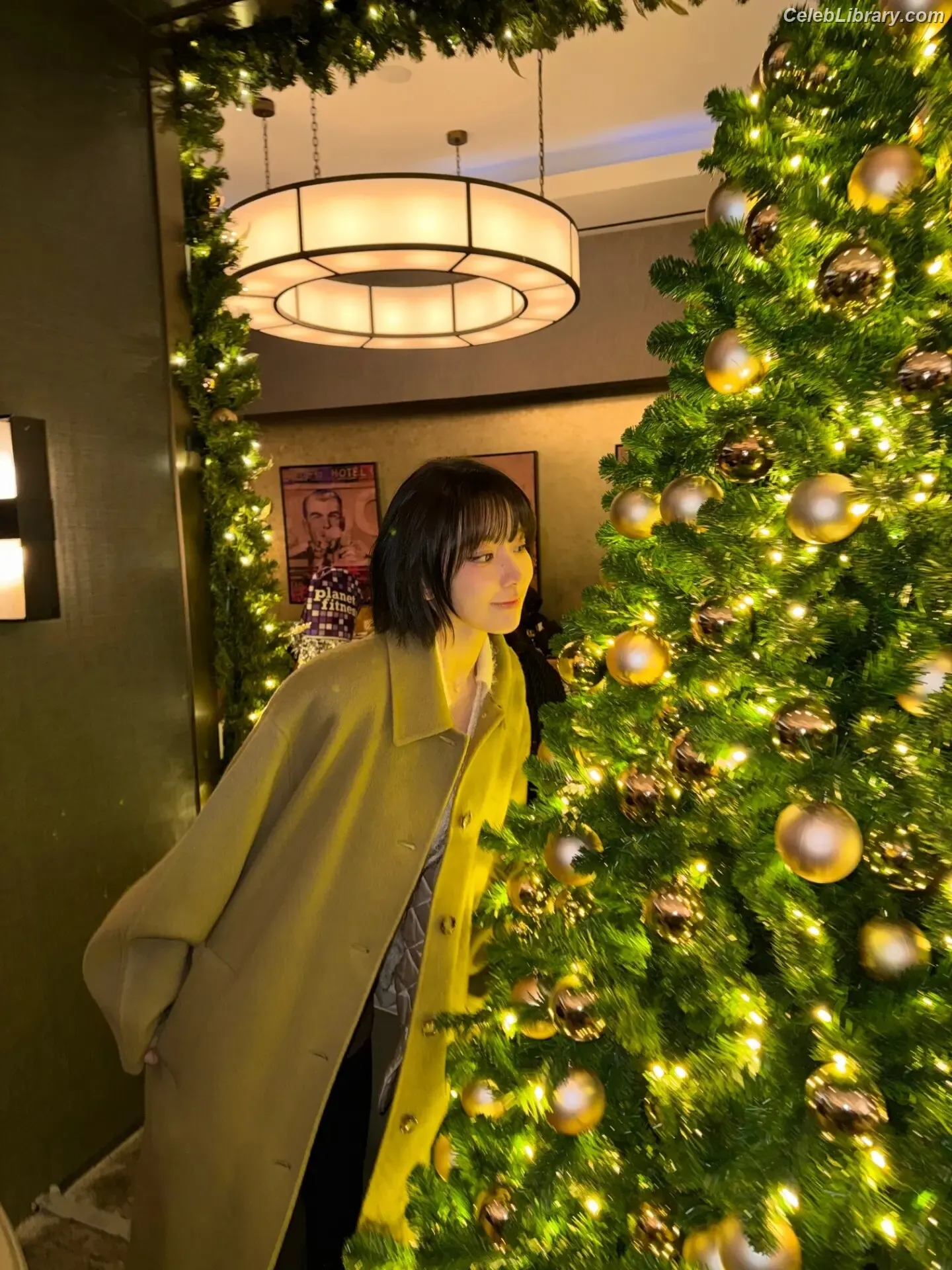 Sakura Miyawaki 宮脇 咲良  LESSERAFIM photo 15 of 729