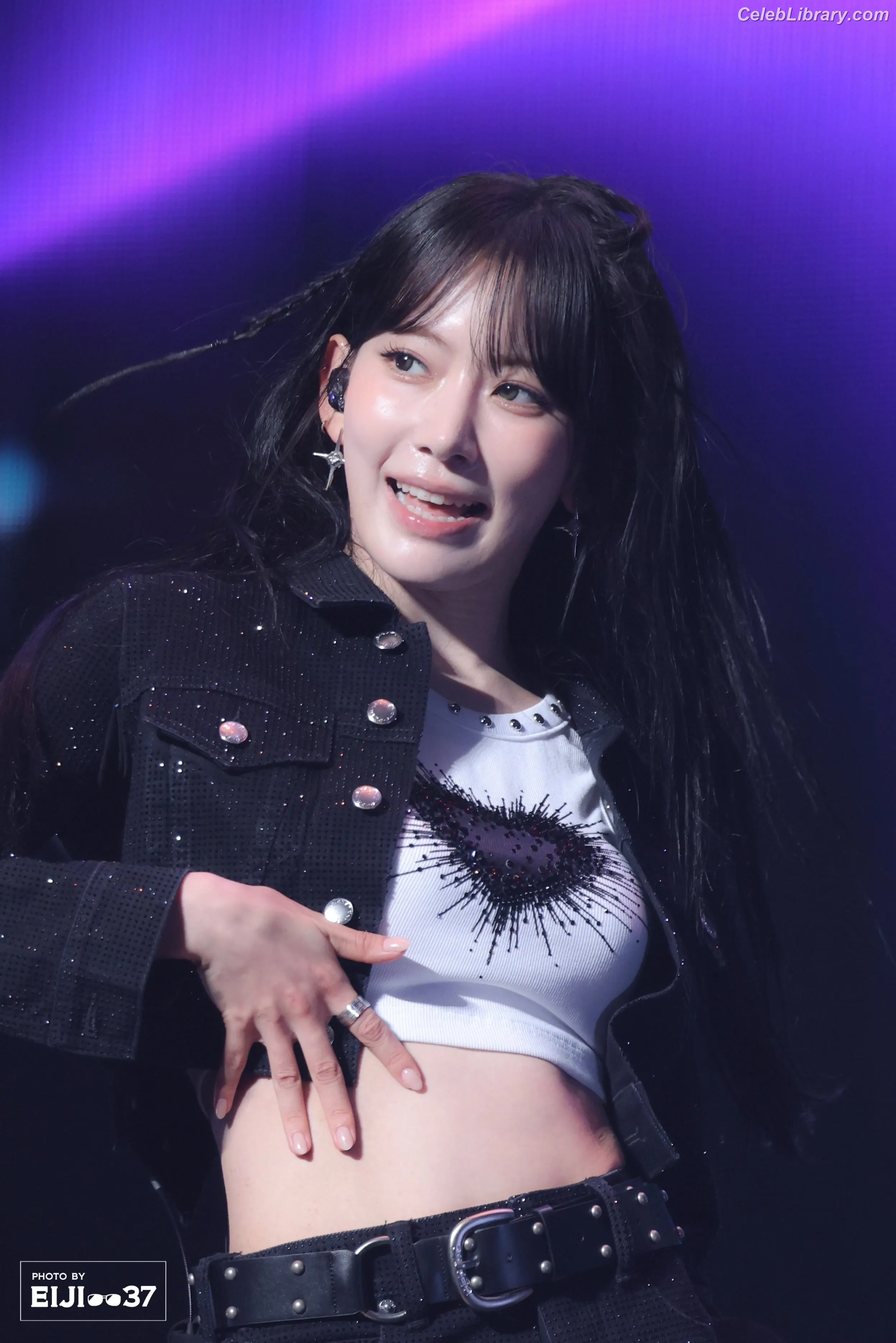 Sakura Miyawaki 宮脇 咲良 LESSERAFIM photo 21 of 729