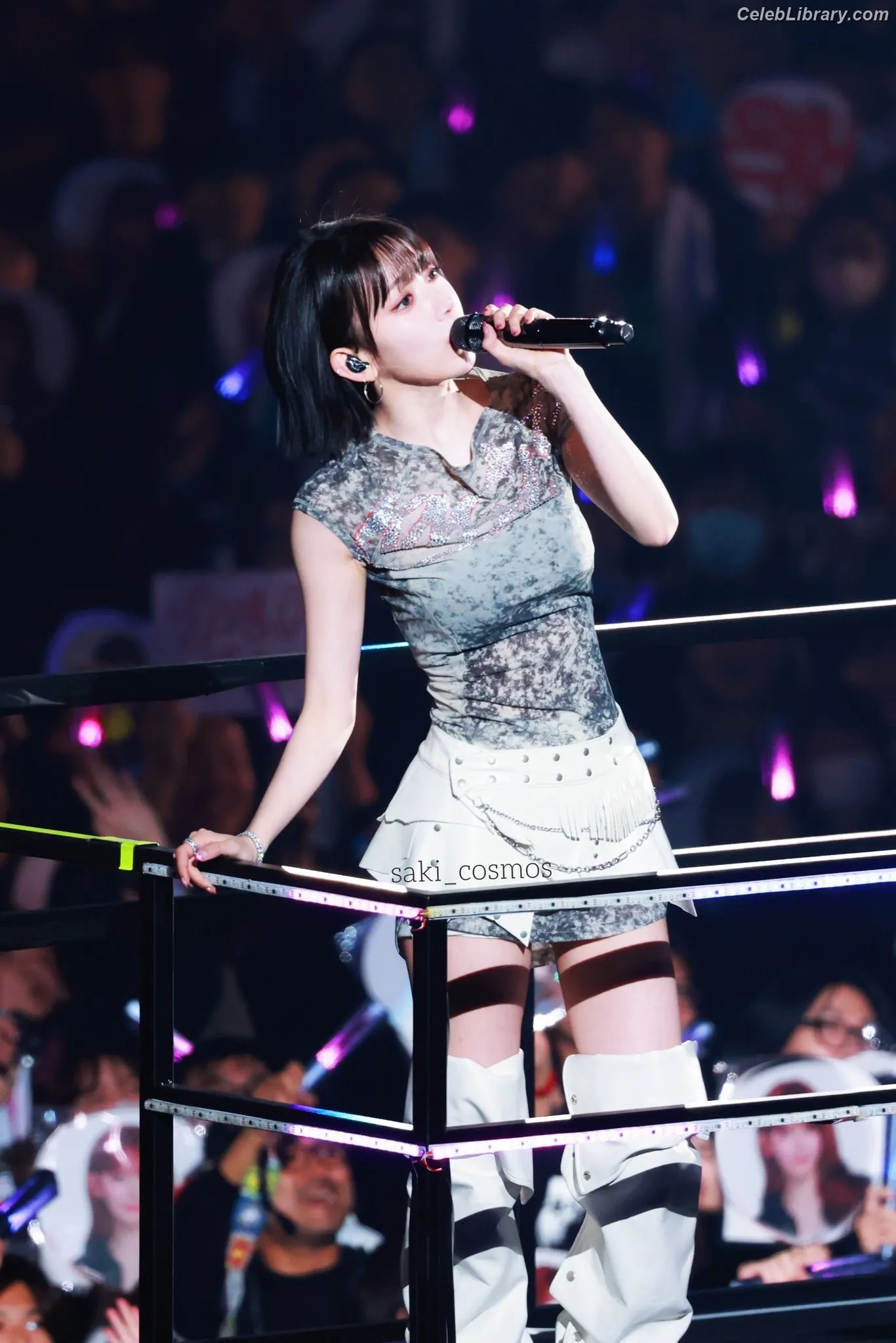 Sakura Miyawaki 宮脇 咲良 LESSERAFIM photo 24 of 729