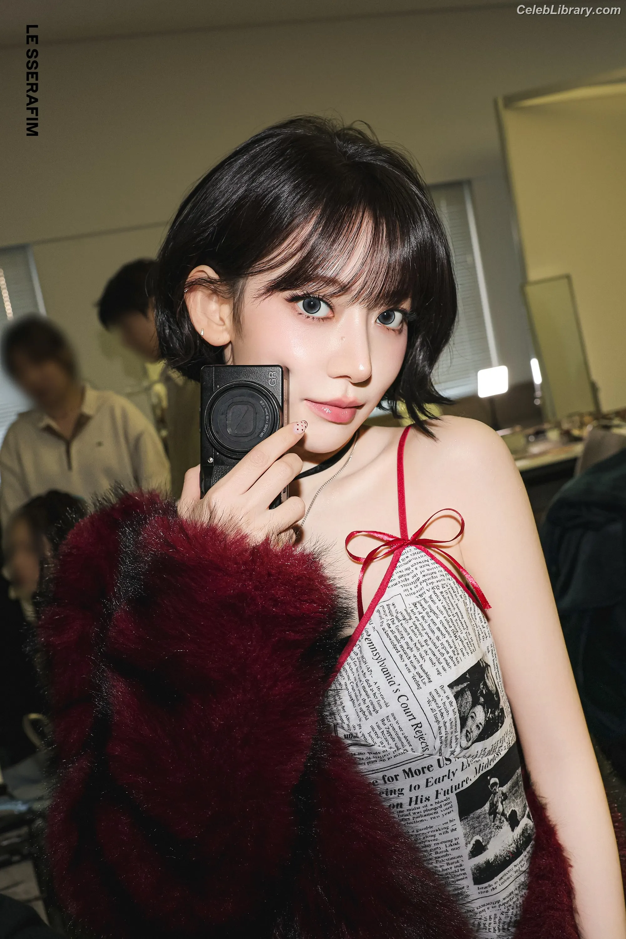 Sakura Miyawaki 宮脇 咲良  LESSERAFIM photo 17 of 729