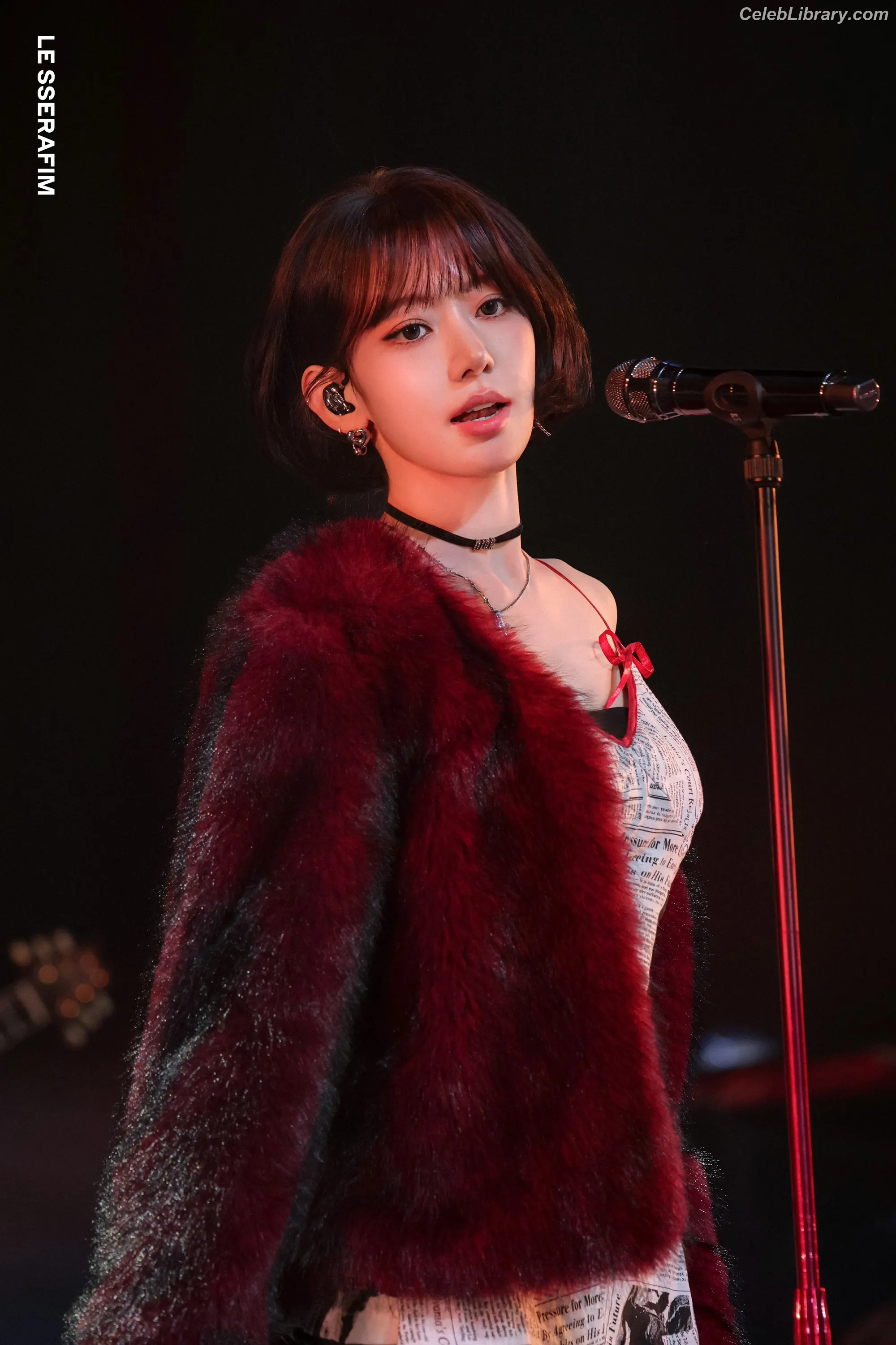 Sakura Miyawaki 宮脇 咲良  LESSERAFIM photo 19 of 729
