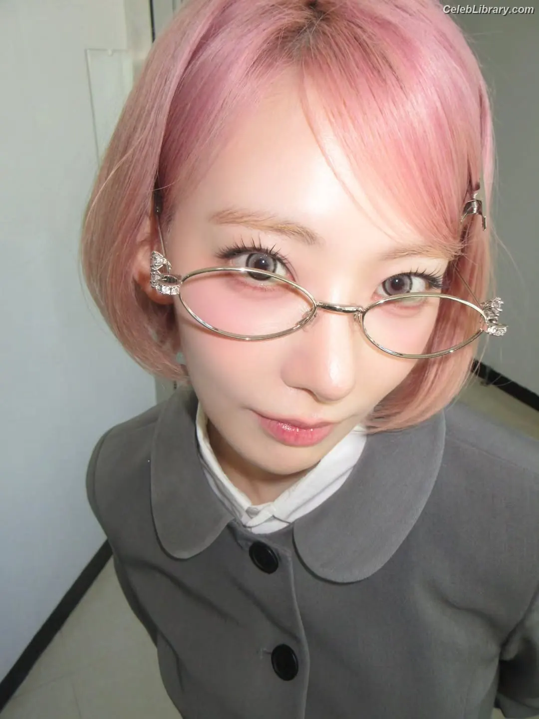 Sakura Miyawaki 宮脇 咲良  LESSERAFIM photo 21 of 729