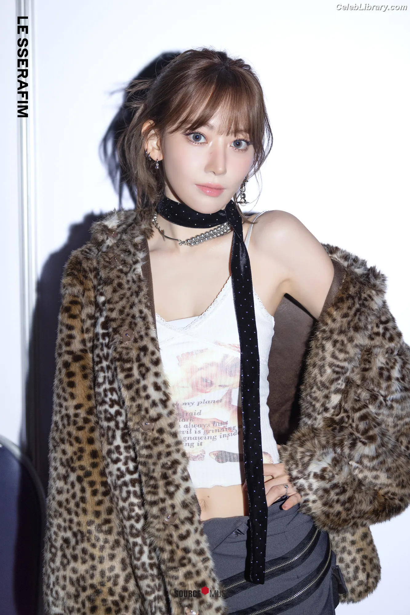 Sakura Miyawaki 宮脇 咲良  LESSERAFIM photo 7 of 729