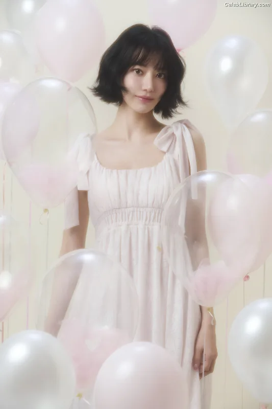 Sakura Miyawaki 宮脇 咲良 LESSERAFIM photo 20 of 730