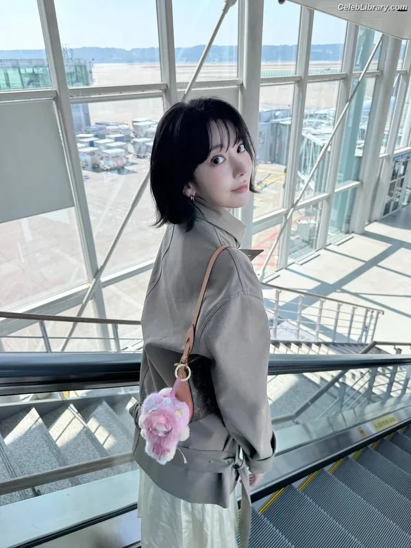 Sakura Miyawaki 宮脇 咲良 LESSERAFIM photo 5 of 730
