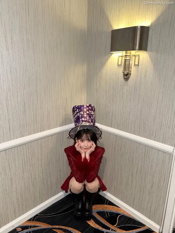 Sakura Miyawaki 宮脇 咲良  LESSERAFIM photo 16 of 730