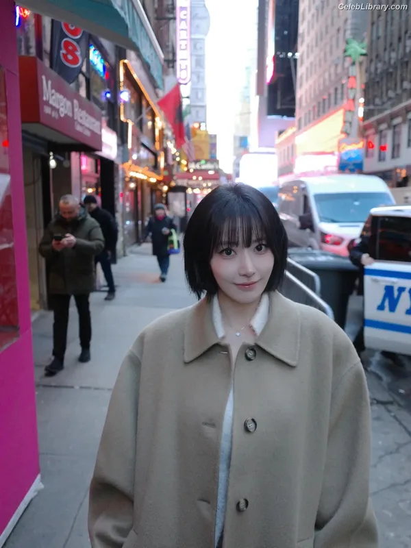 Sakura Miyawaki 宮脇 咲良 LESSERAFIM photo 5 of 730