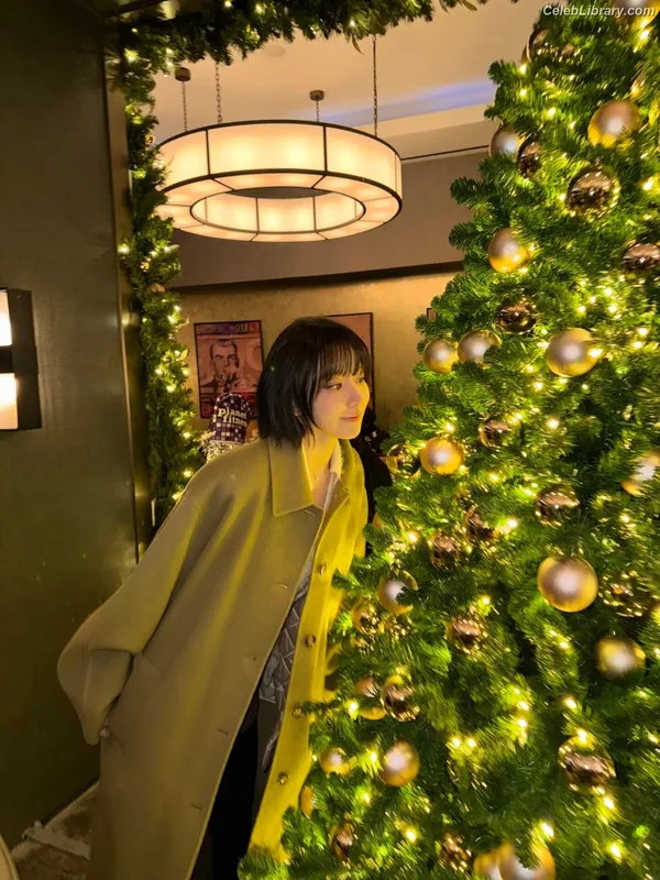 Sakura Miyawaki 宮脇 咲良 LESSERAFIM photo 15 of 730