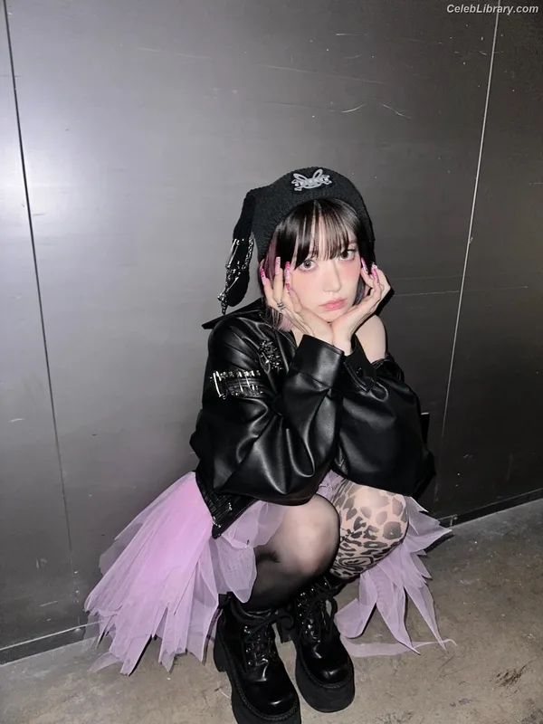 Sakura Miyawaki 宮脇 咲良  LESSERAFIM photo 14 of 730