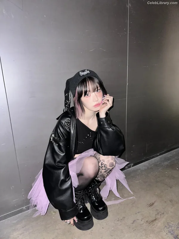 Sakura Miyawaki 宮脇 咲良  LESSERAFIM photo 15 of 730
