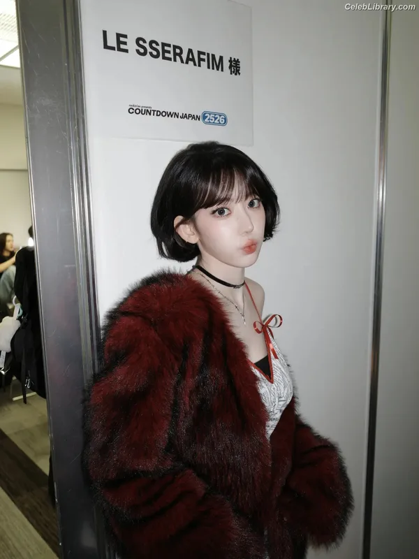 Sakura Miyawaki 宮脇 咲良  LESSERAFIM photo 24 of 730
