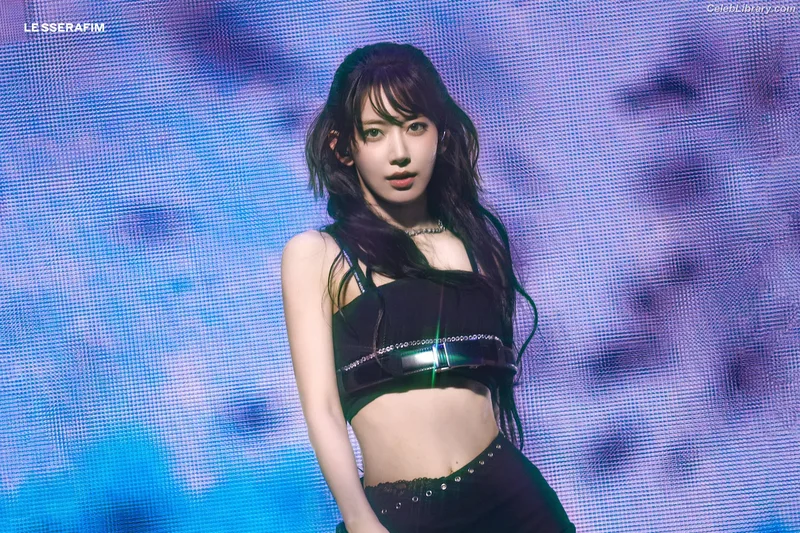 Sakura Miyawaki 宮脇 咲良  LESSERAFIM photo 19 of 730