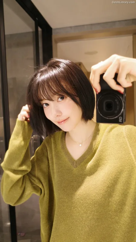 Sakura Miyawaki 宮脇 咲良  LESSERAFIM photo 6 of 730