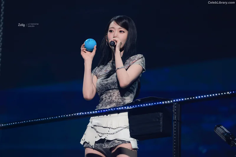 Sakura Miyawaki 宮脇 咲良  LESSERAFIM photo 22 of 730