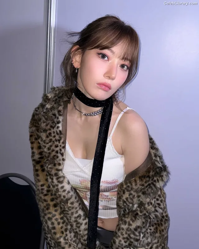 Sakura Miyawaki 宮脇 咲良 LESSERAFIM photo 15 of 730