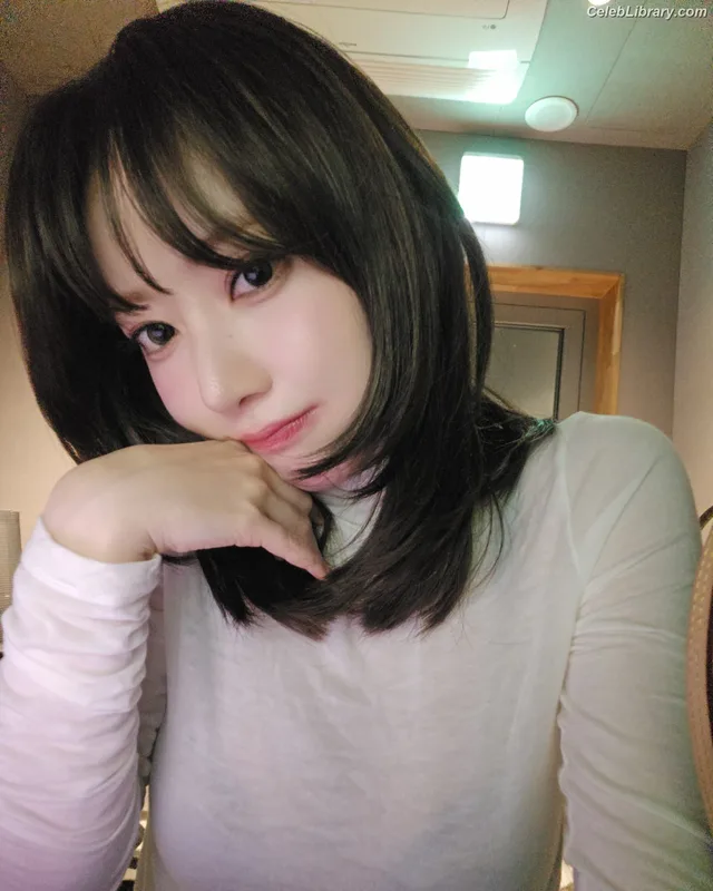 Sakura Miyawaki 宮脇 咲良 LESSERAFIM photo 4 of 730