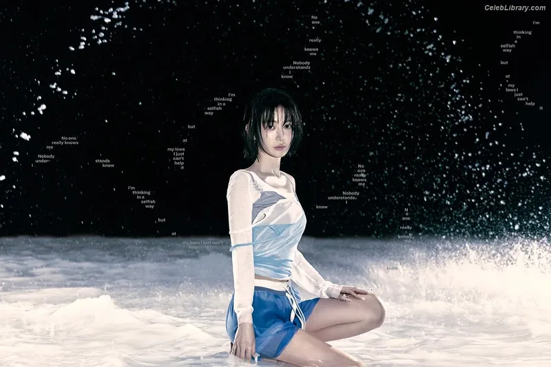 Sakura Miyawaki 宮脇 咲良 LESSERAFIM photo 5 of 730
