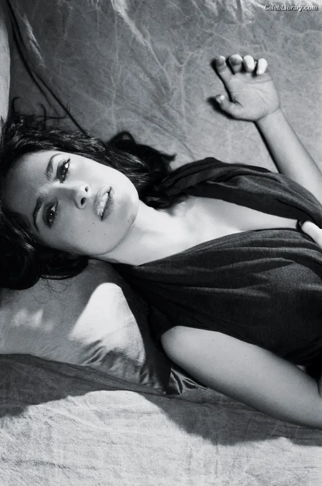 Salma Hayek photo 19 of 3054