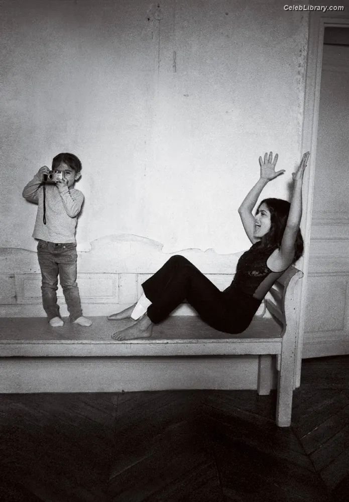 Salma Hayek photo 20 of 3054