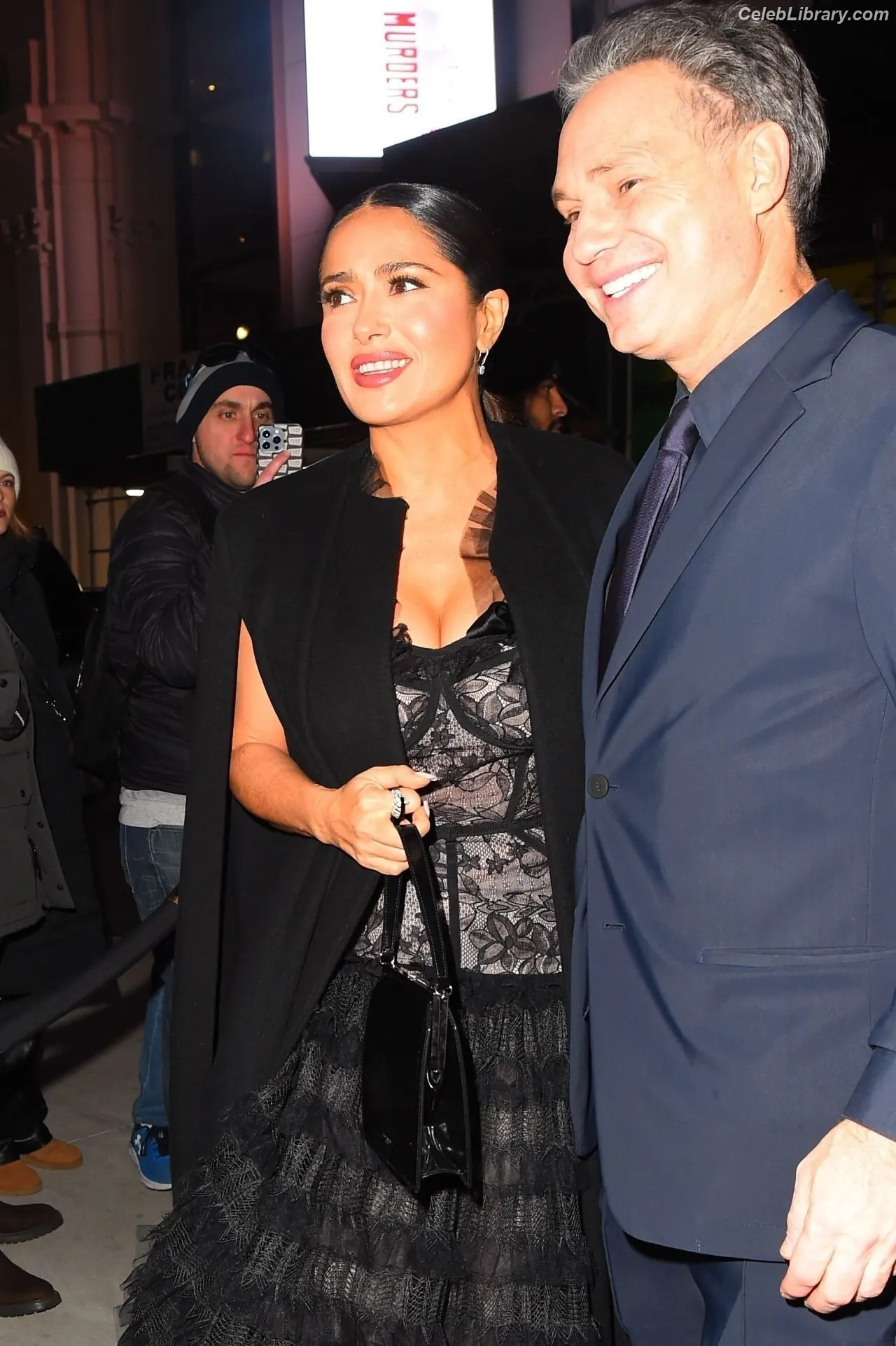 Salma Hayek photo 8 of 3054