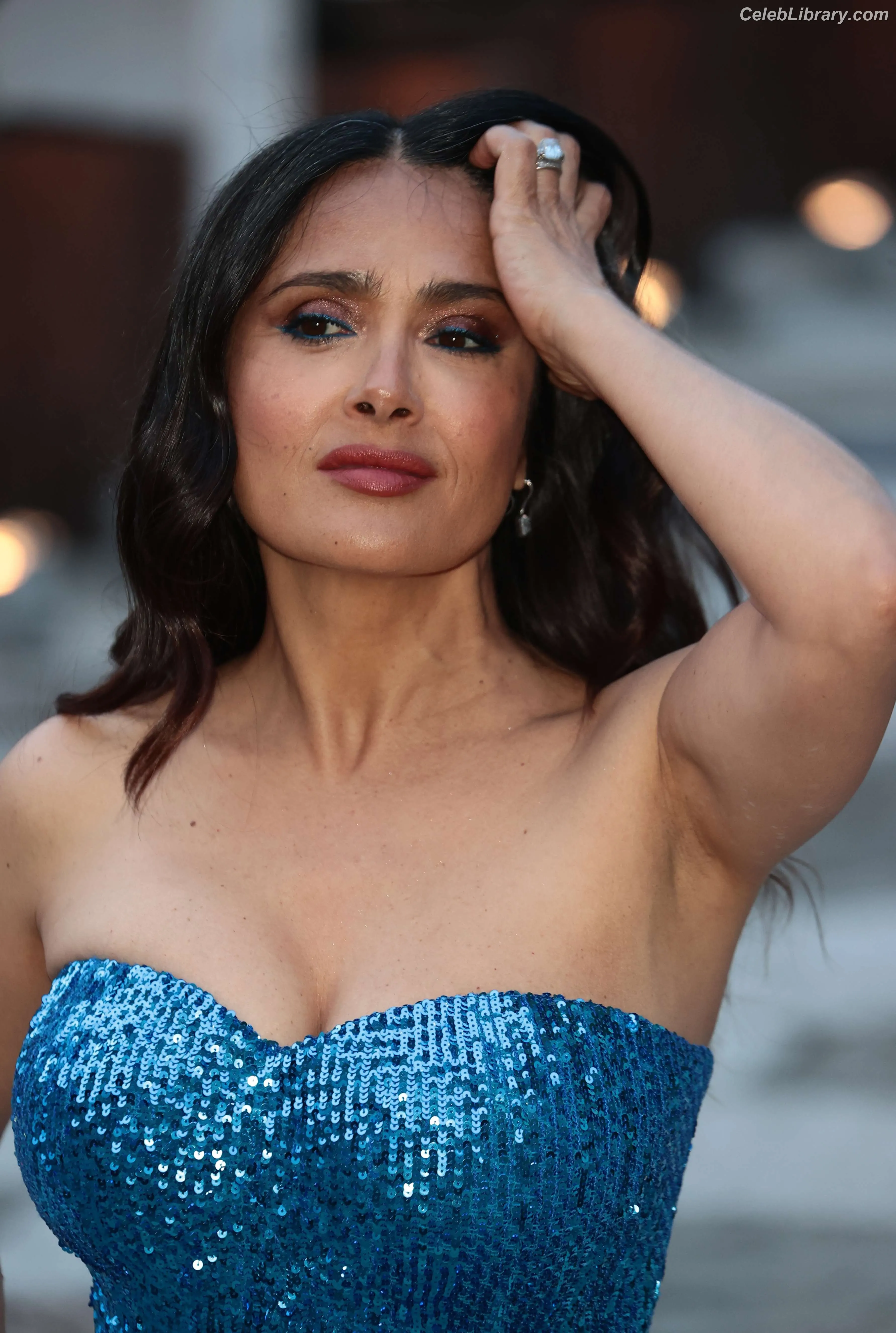 Salma Hayek photo 13 of 3054