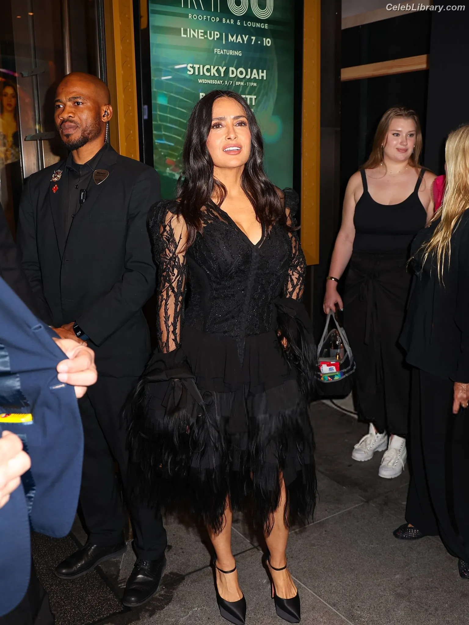 Salma Hayek photo 20 of 3054