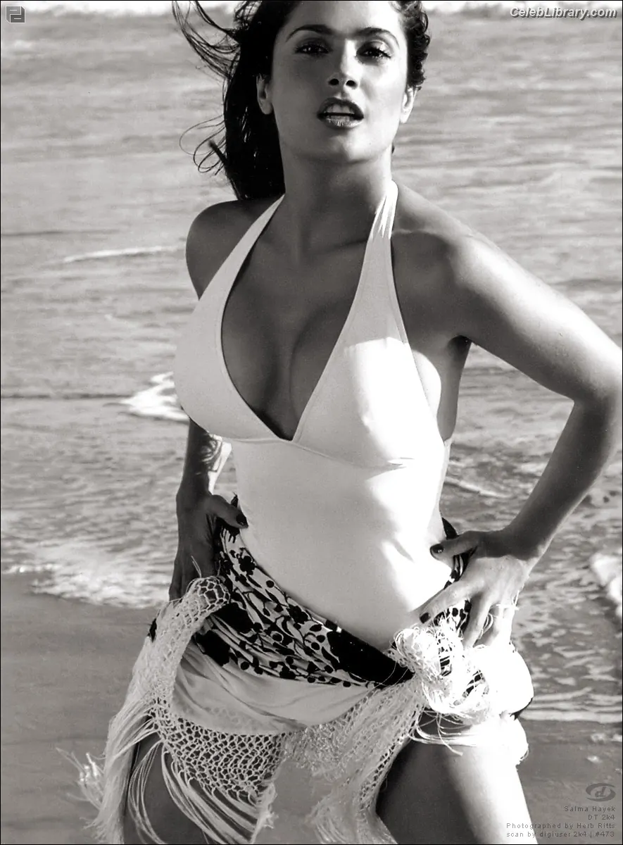 Salma Hayek photo 13 of 3054