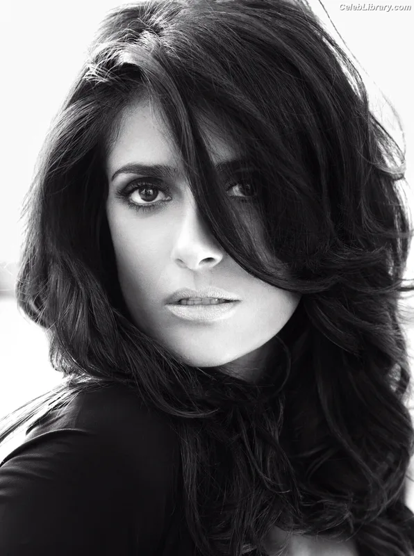 Salma Hayek photo 5 of 3053