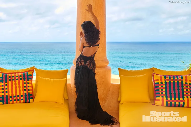 Salma Hayek photo 15 of 3053