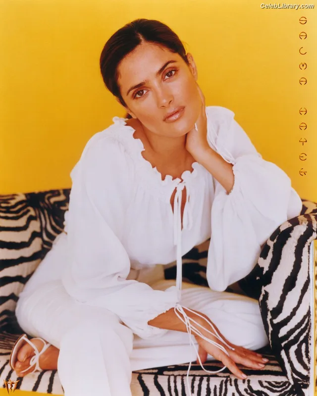 Salma Hayek photo 22 of 3053