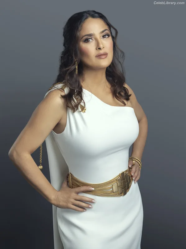 Salma Hayek photo 2 of 3053