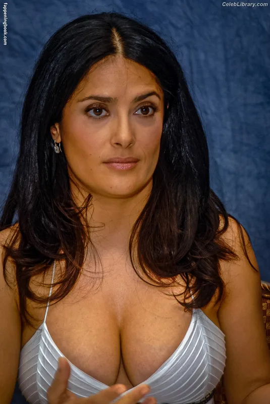Salma Hayek photo 9 of 3053