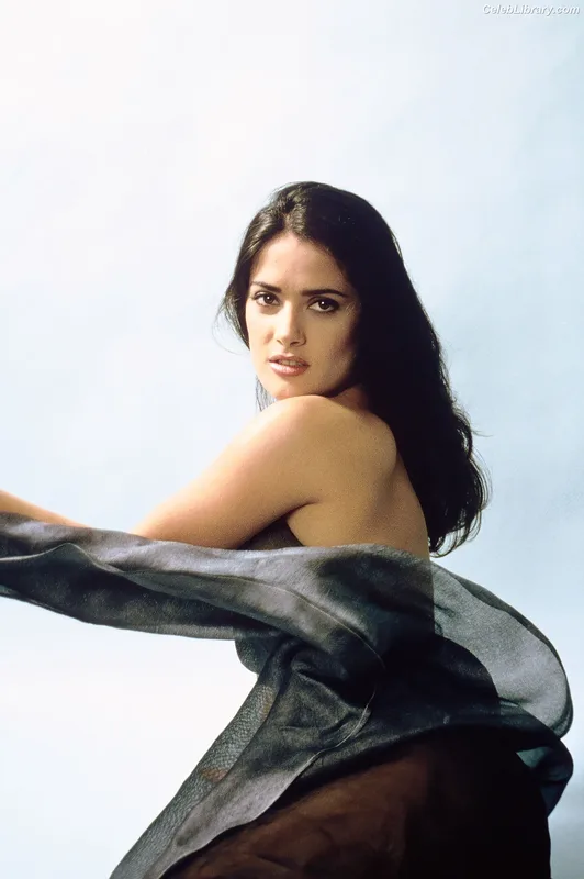 Salma Hayek photo 20 of 3053