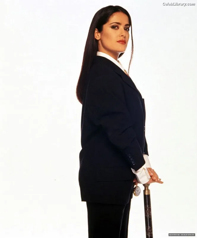 Salma Hayek photo 23 of 3053