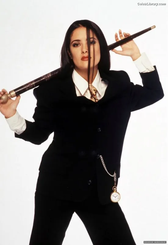 Salma Hayek photo 2 of 3053