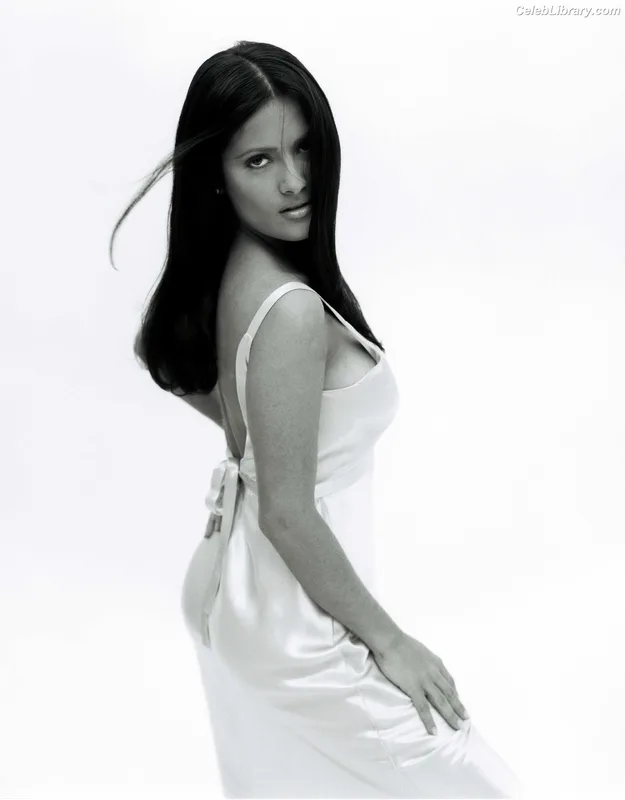 Salma Hayek photo 13 of 3053