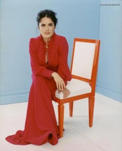 Salma Hayek photo 4 of 3053