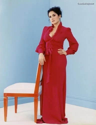 Salma Hayek photo 8 of 3053