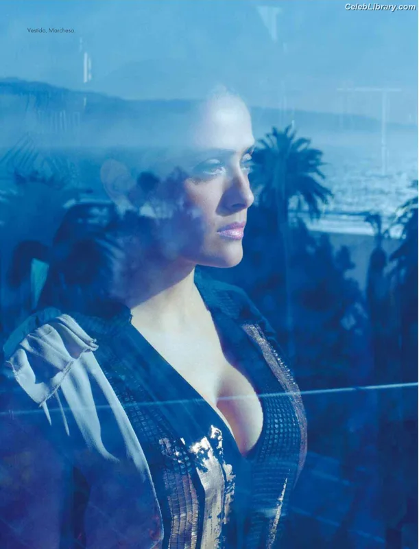 Salma Hayek photo 17 of 3053