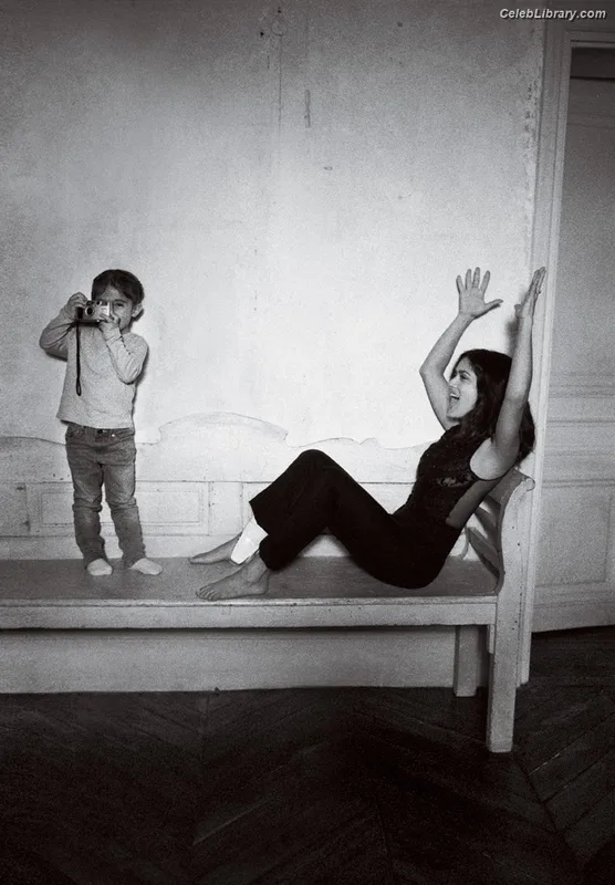 Salma Hayek photo 20 of 3053