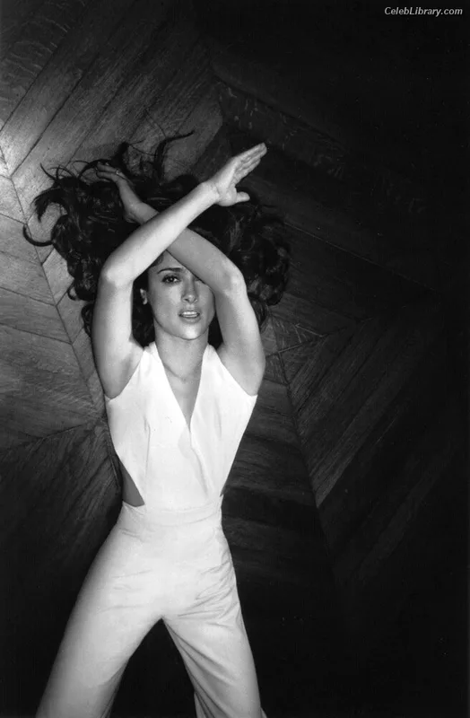 Salma Hayek photo 22 of 3053