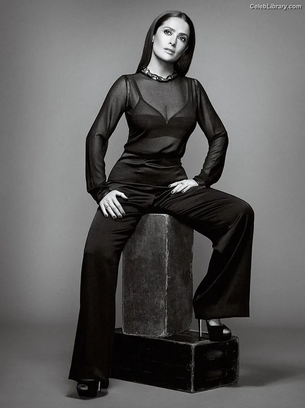 Salma Hayek photo 6 of 3053