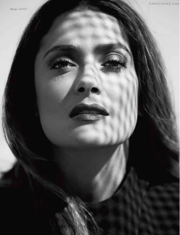 Salma Hayek photo 9 of 3053