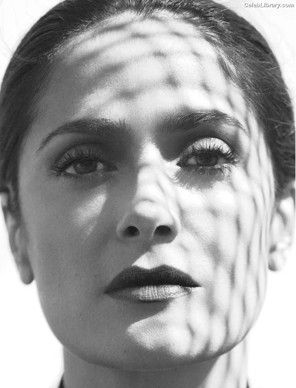 Salma Hayek photo 14 of 3053