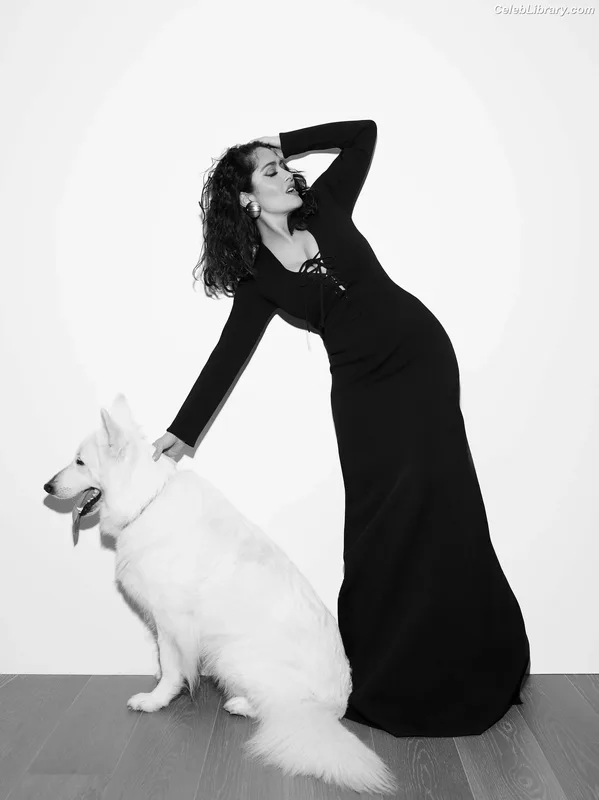 Salma Hayek photo 16 of 3053