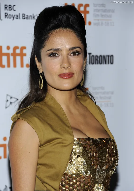 Salma Hayek photo 7 of 3053
