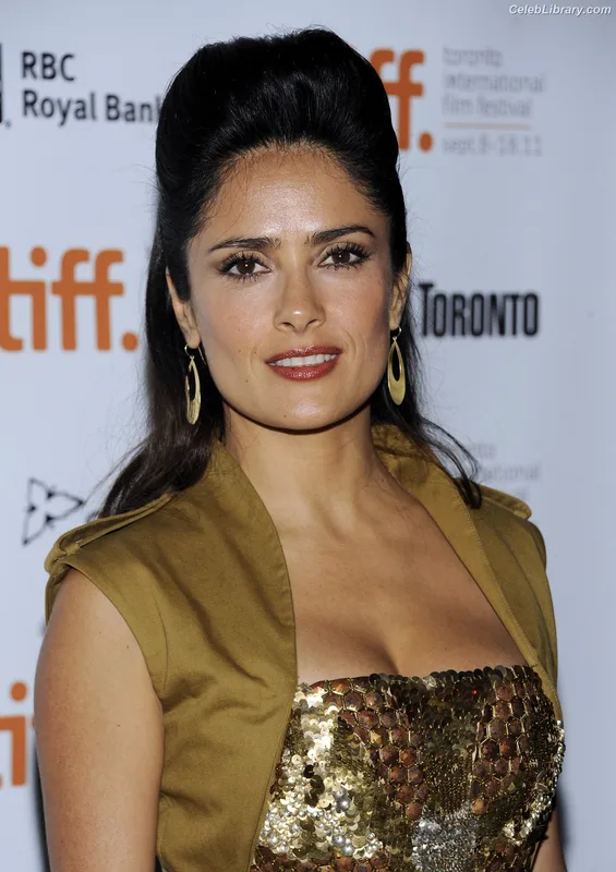 Salma Hayek photo 16 of 3053