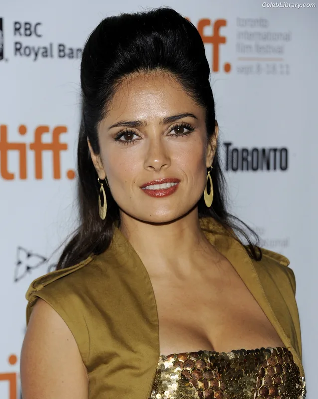 Salma Hayek photo 4 of 3053