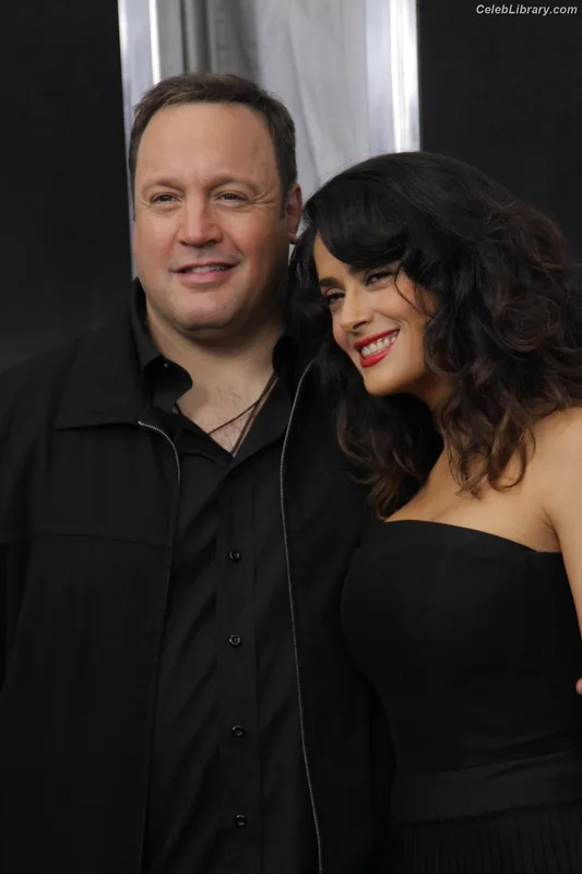 Salma Hayek photo 16 of 3053
