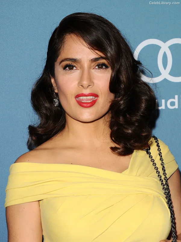 Salma Hayek photo 20 of 3053